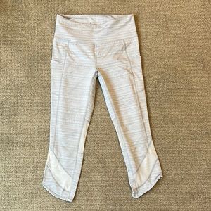 Athleta Womens capri leggings